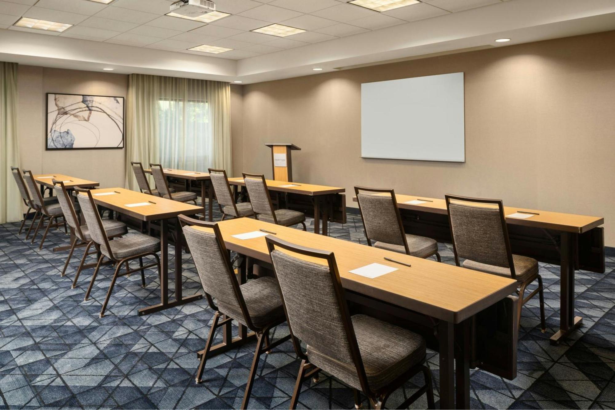 Courtyard By Marriott Denver North/Westminster Eastlake Екстер'єр фото