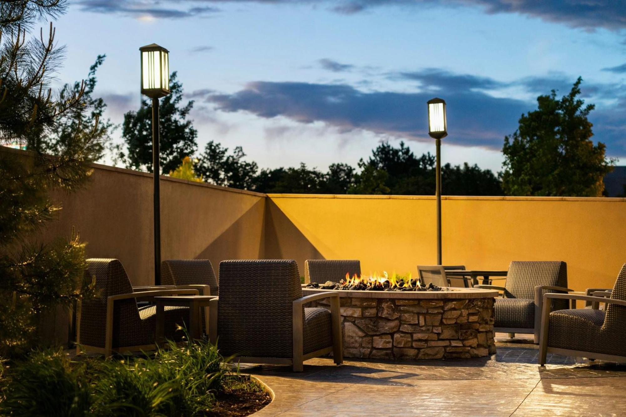 Courtyard By Marriott Denver North/Westminster Eastlake Екстер'єр фото