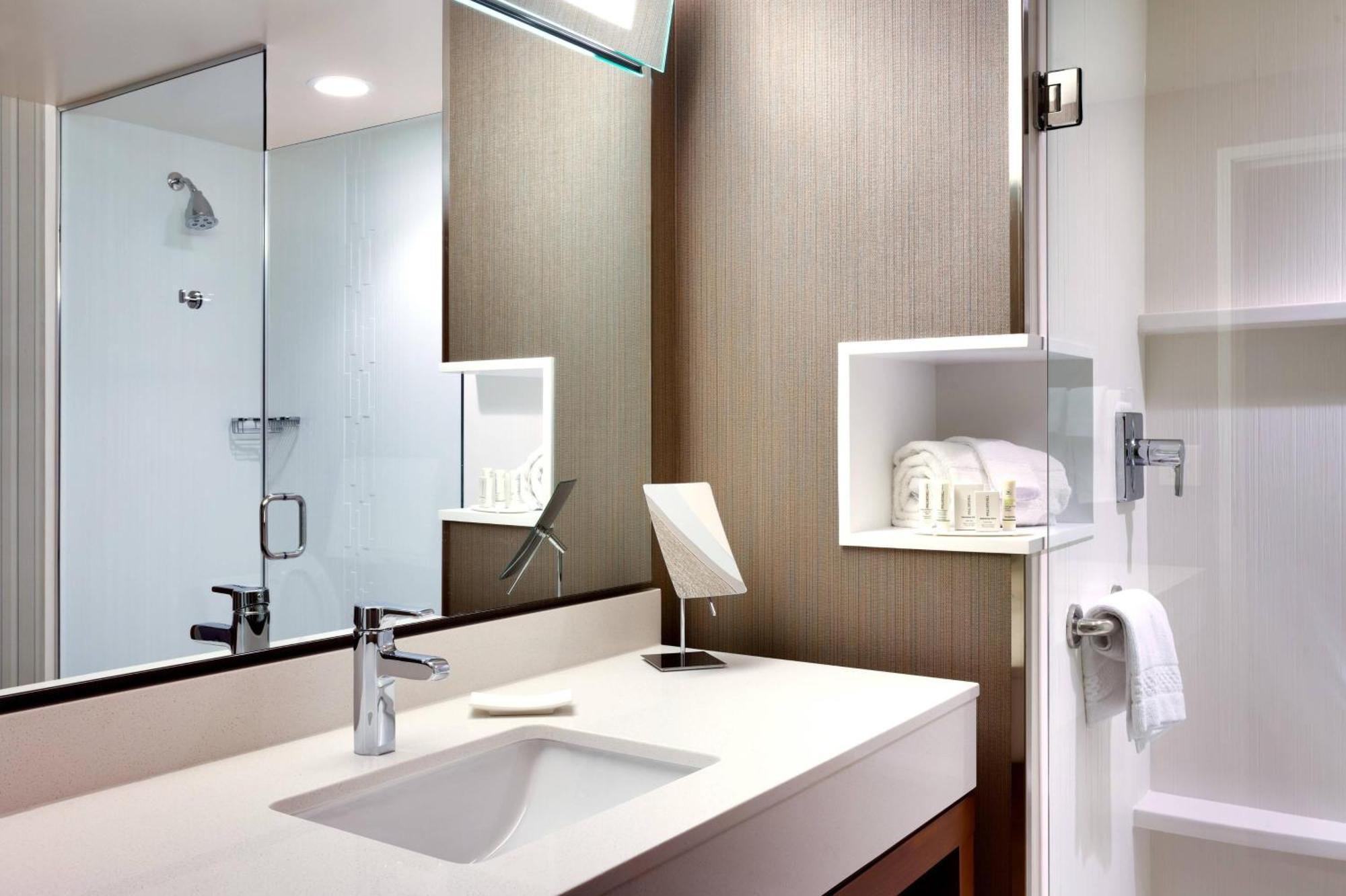 Courtyard By Marriott Denver North/Westminster Eastlake Екстер'єр фото